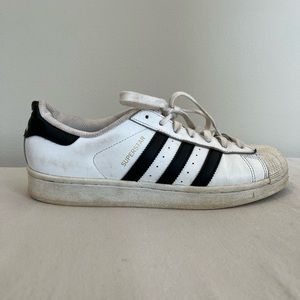 ADIDAS ORIGINALS SUPERSTARS